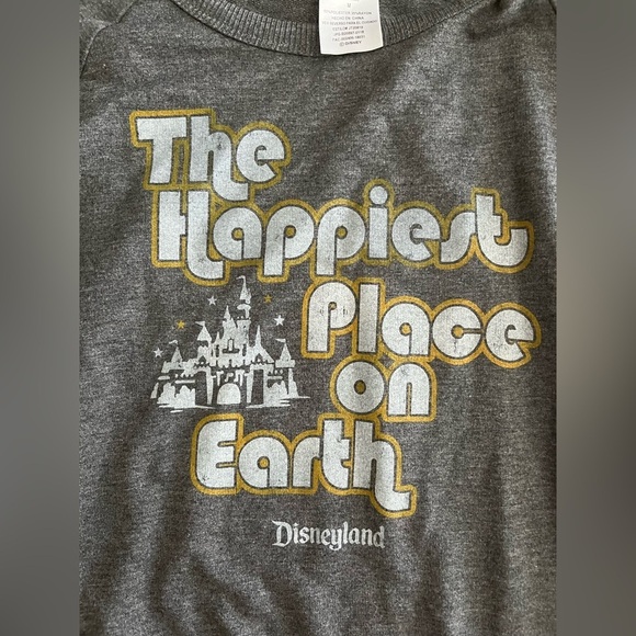 NWT Disney Parks Women’s Happiest Place on Earth Lightweight Grey Sweatshirt - M - Picture 5 of 5